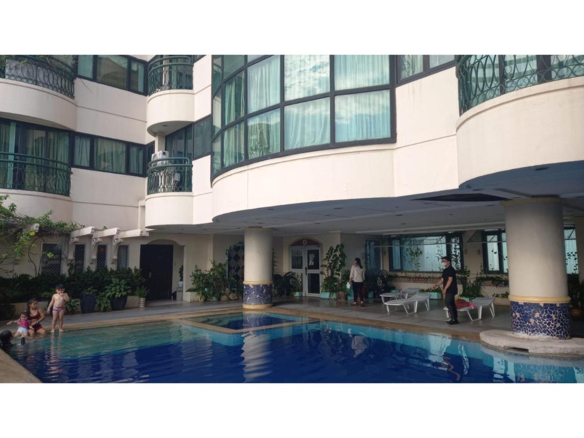 Capital O 914 Makati Palace Hotel マカティ エクステリア 写真