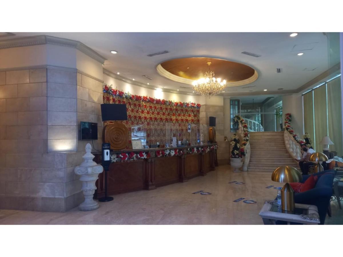 Capital O 914 Makati Palace Hotel マカティ エクステリア 写真